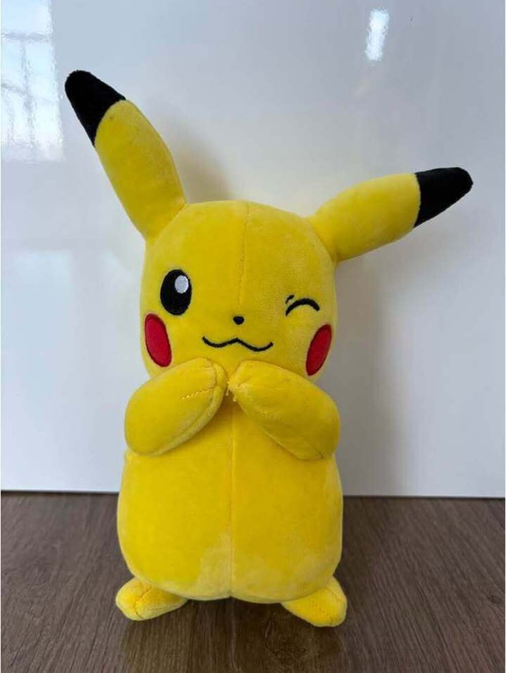 Pokemon Pikachu Winking 2022 Nintendo Game Freak Jazwares Plush 9.5" tall